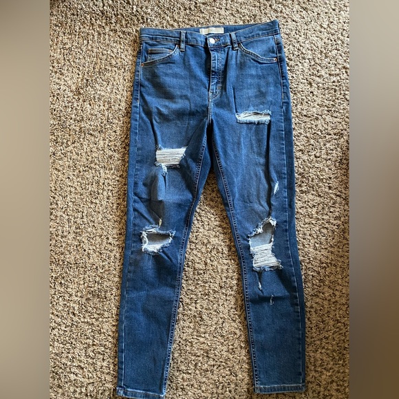 Topshop Jamie Jeans with super rip in mid blue - Picture 2 of 4